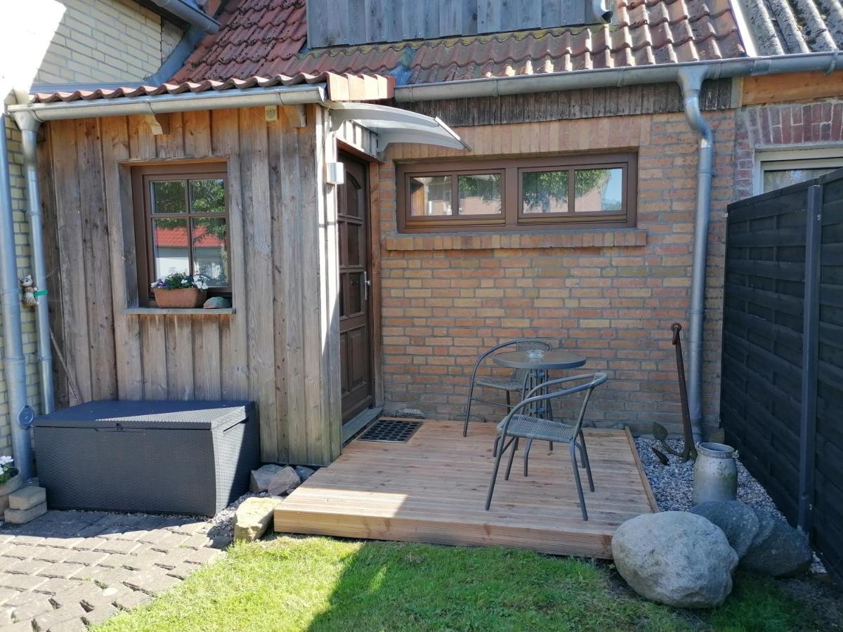 Pension & Restaurant "Alte Schule" Kluis Екстериор снимка