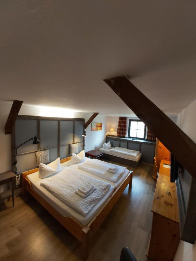Pension & Restaurant "Alte Schule" Kluis Екстериор снимка
