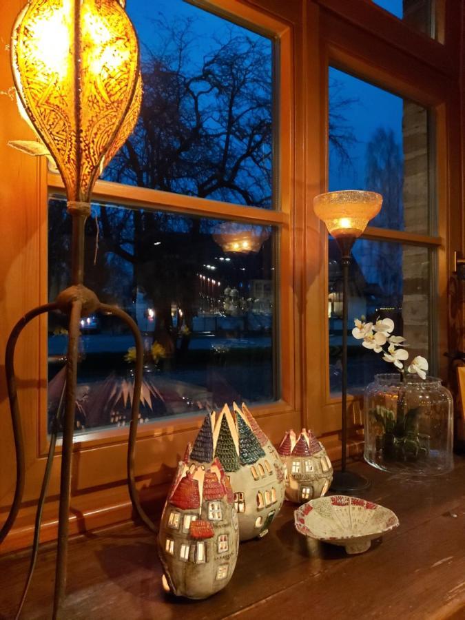Pension & Restaurant "Alte Schule" Kluis Екстериор снимка